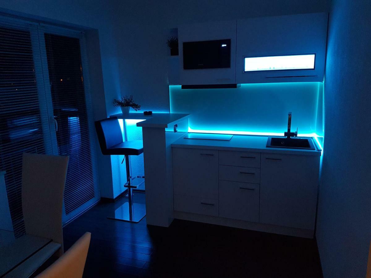 Jacuzzi Penthouse Apartment Matulji Esterno foto