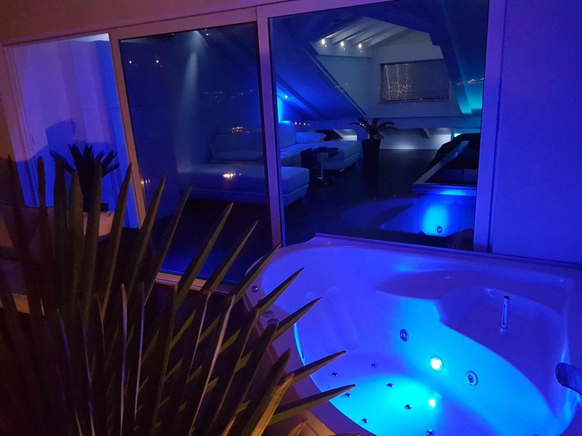 Jacuzzi Penthouse Apartment Matulji Esterno foto