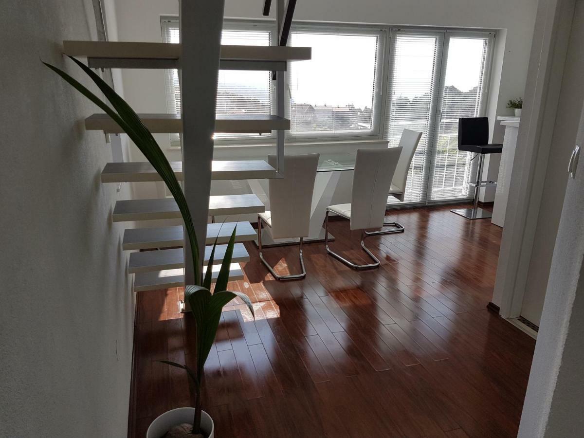 Jacuzzi Penthouse Apartment Matulji Esterno foto